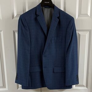Haggar Men's Navy Checkered Blazer. Worn once! Size 42S.